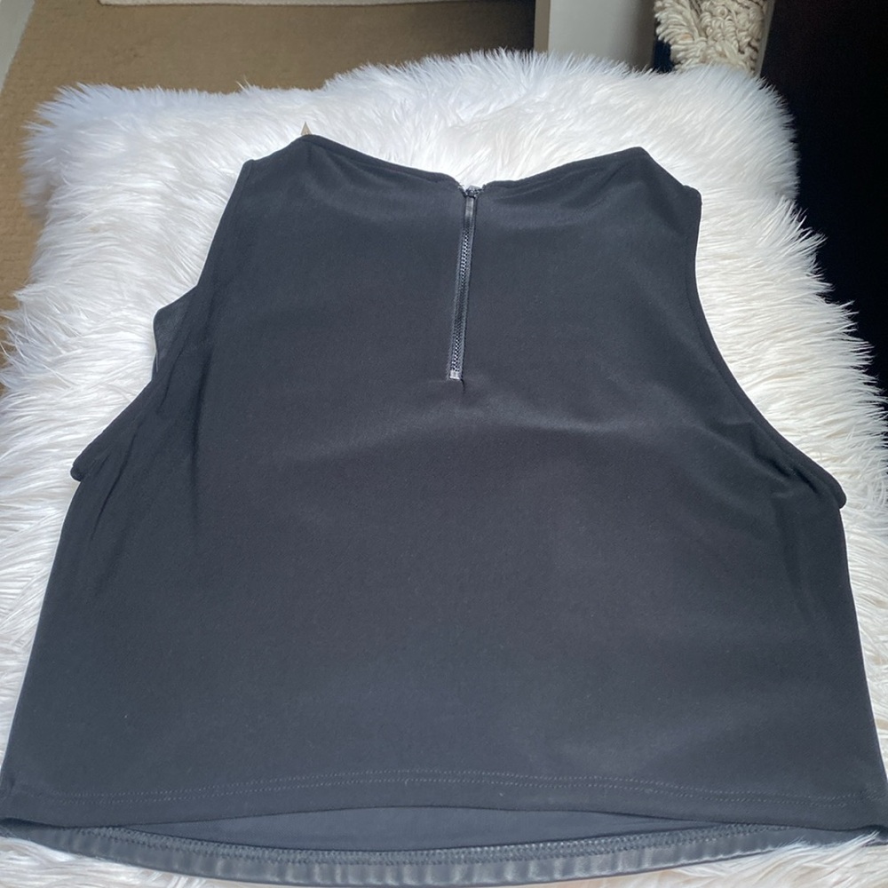 Alice + Olivia Lamb Leather Crop Top - Picture 3 of 10